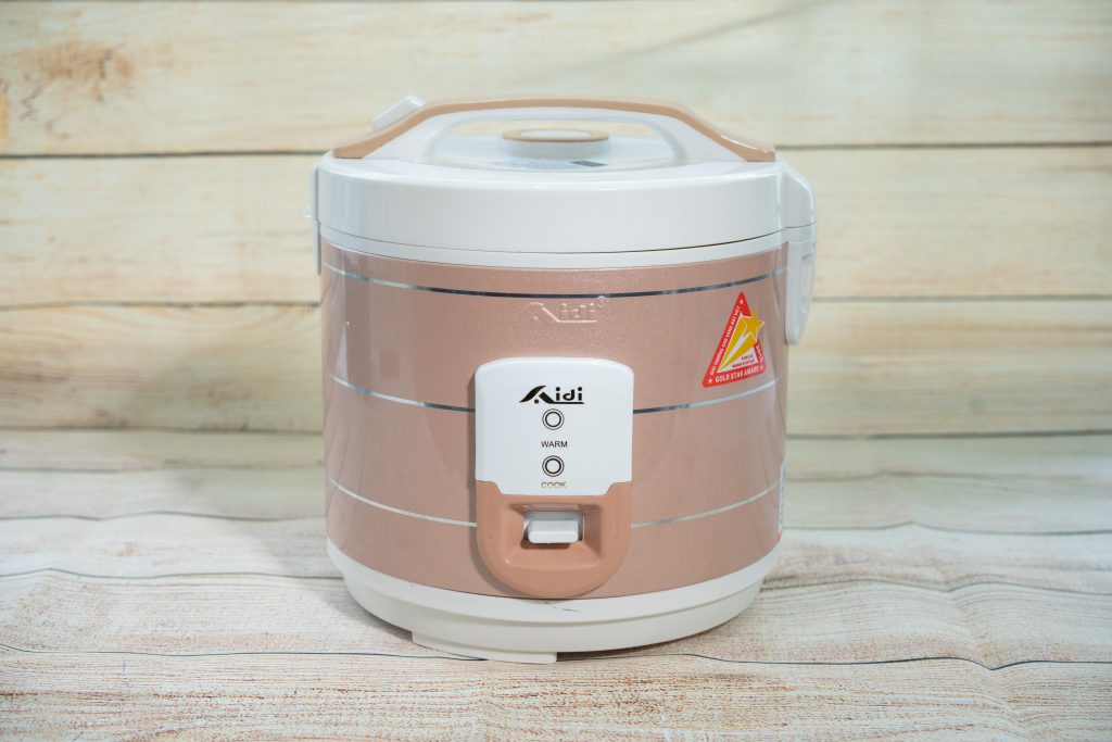 Công suất: 700W